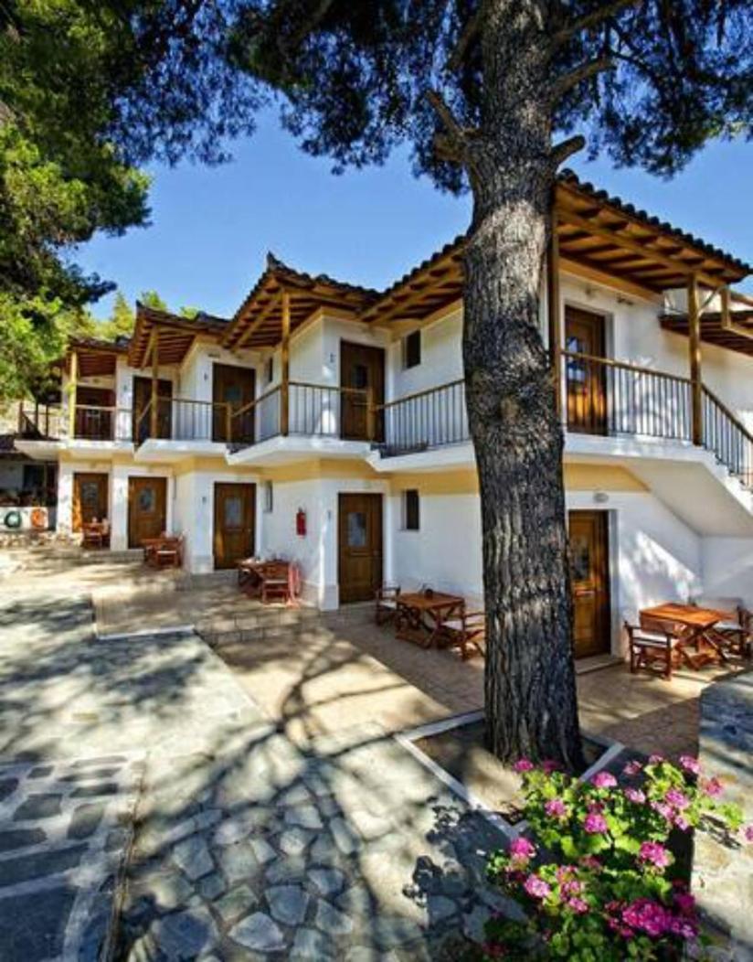 The Pine Trees Aparthotel Agnontas Exteriör bild