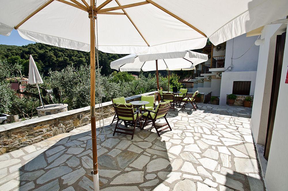 The Pine Trees Aparthotel Agnontas Exteriör bild